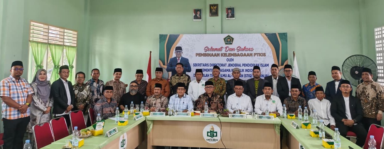 Sekretaris Ditjen Pendidikan Islam Kemenag RI Beri Pembinaan Kelembagaan di STIQ MUI Binjai